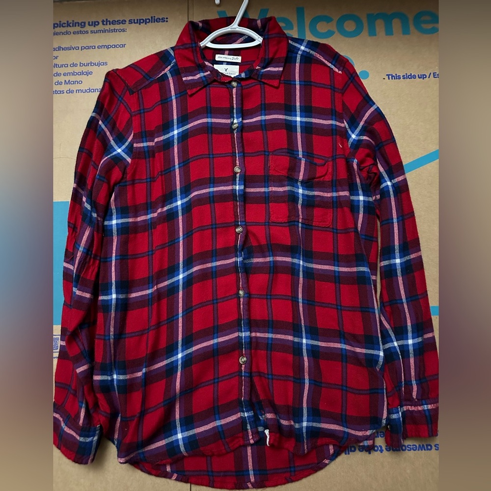 American Eagle Outfitters Red& Blue Plaid Amzingly Soft Shirt. Size Large Women